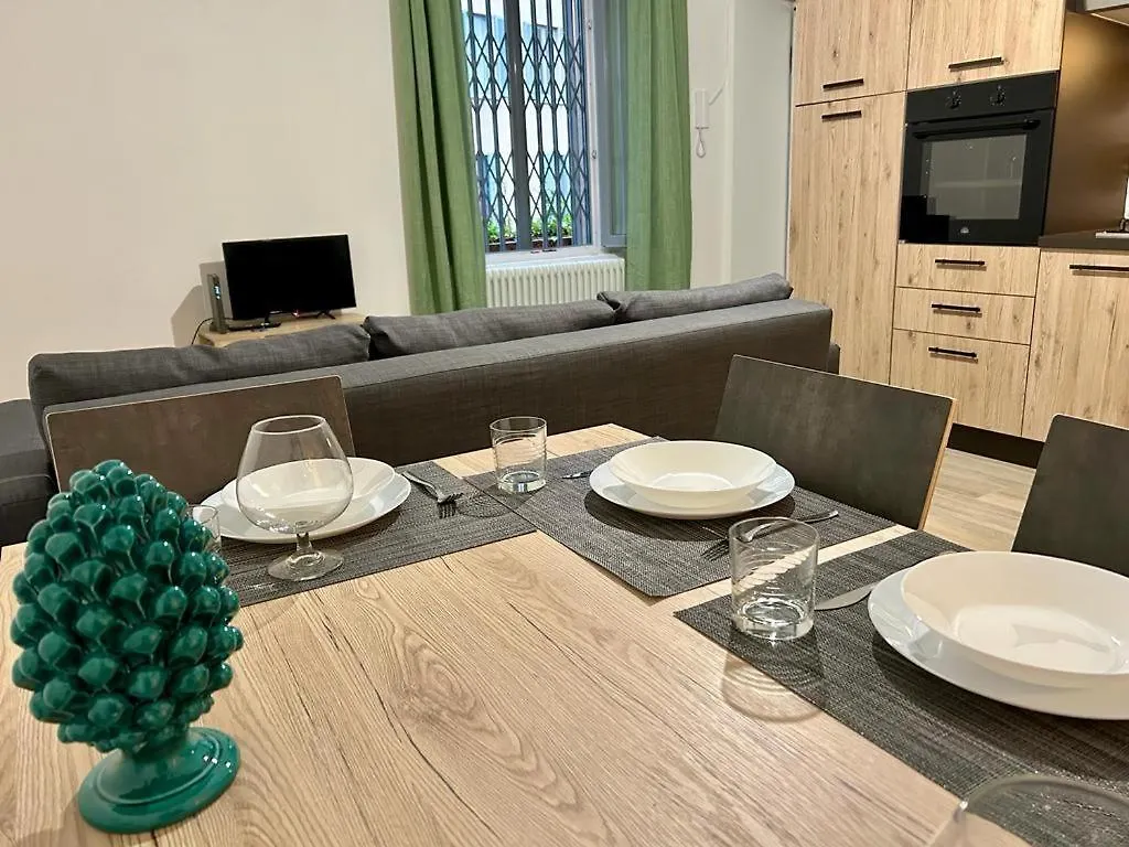 Appartamento Kibilu - Via Valtellina - Quartiere Isola - Stazione Garibaldi - Monumentale - Vicinanze Brera Milano Italia